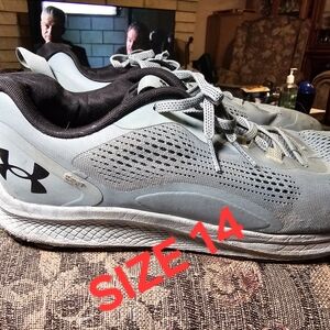 Under Armour Men's Athletic Gray Shoes